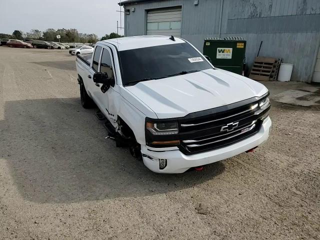 1GCVKREC6JZ247320 2018 Chevrolet Silverado K1500 Lt