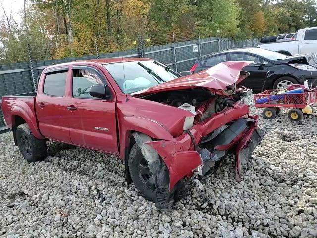 2015 Toyota Tacoma - Image 11