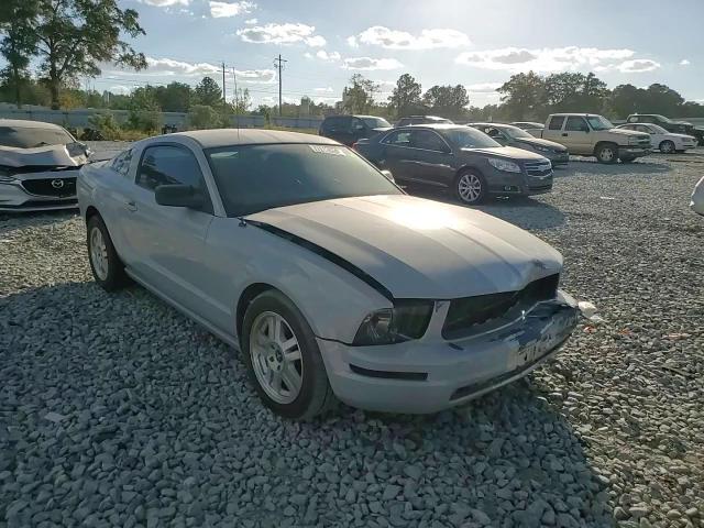 2007 Ford Mustang VIN: 1ZVFT80N575363674 Lot: 77213884