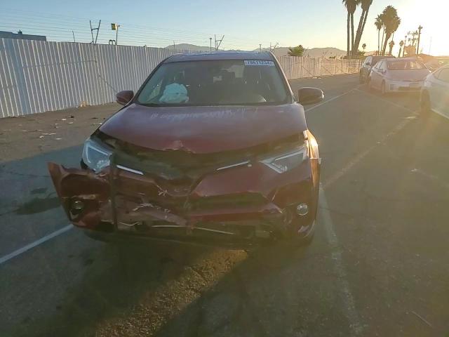 2018 Toyota RAV 4 - Image 12
