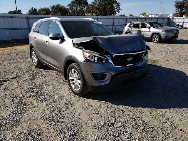 2018 Kia Sorento Lx VIN: 5XYPGDA34JG378912 Lot: 75248644