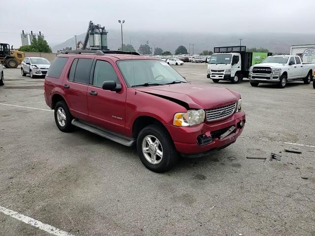 2005 Ford Explorer - Image 12