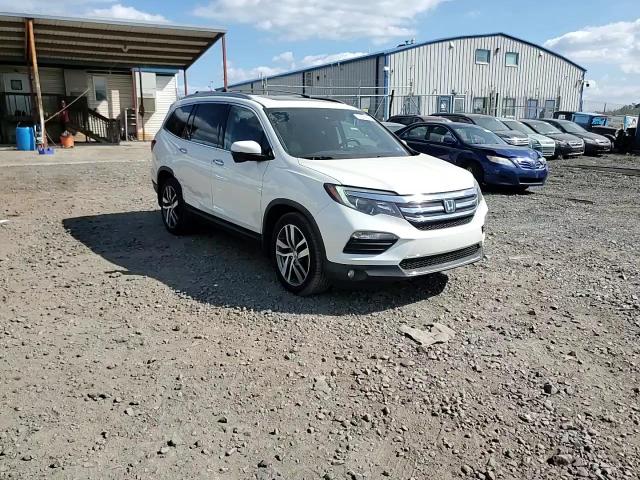 5FNYF6H94HB005674 2017 Honda Pilot Touring