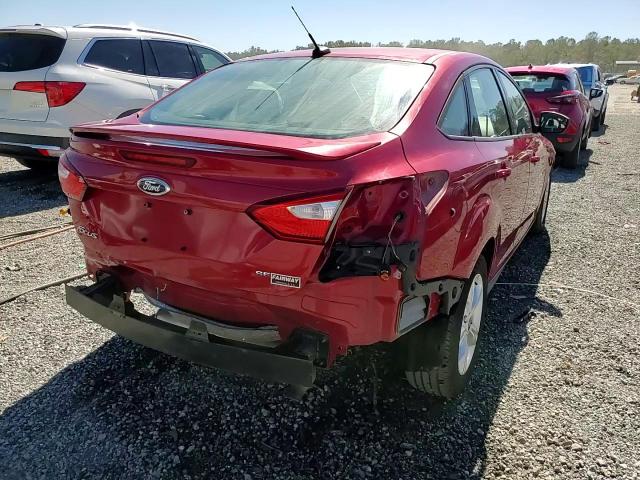 1FAHP3F28CL117567 2012 Ford Focus Se