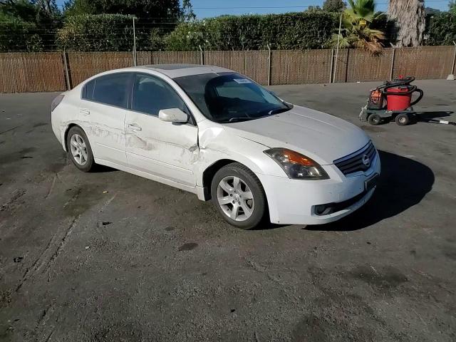 2009 Nissan Altima - Image 11