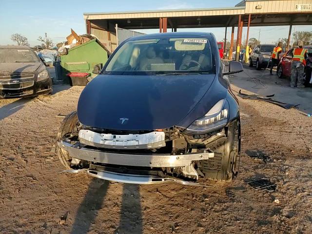 2022 Tesla Model Y VIN: 7SAYGDEE3NA004899 Lot: 75027314