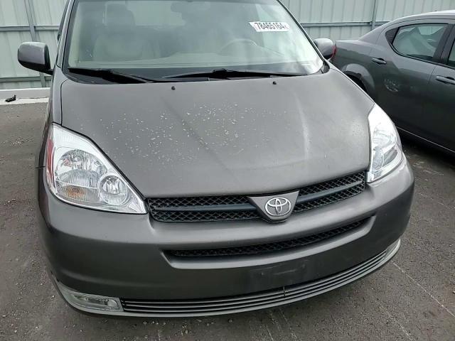 2005 Toyota Sienna - Image 11