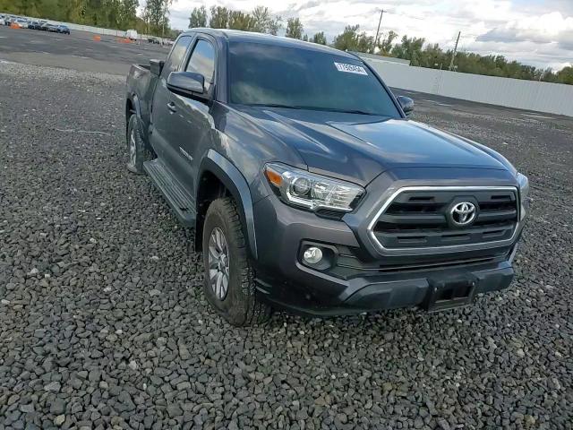 2017 Toyota Tacoma Access Cab VIN: 5TFSZ5AN9HX088040 Lot: 77926454