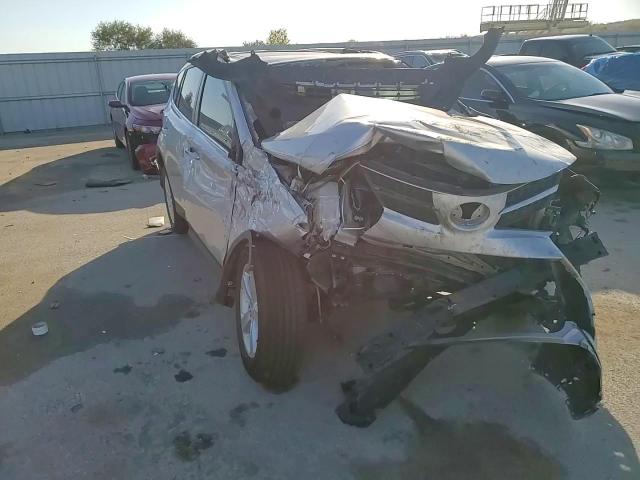 2013 Toyota RAV 4 - Image 12