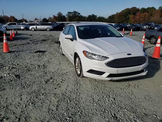 2018 Ford Fusion - Image 10