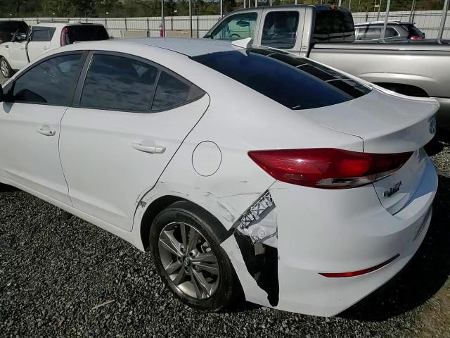 2018 Hyundai Elantra - Image 13