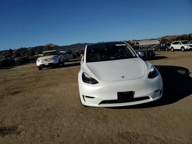 2023 Tesla Model Y VIN: 7SAYGDEE5PF593881 Lot: 77376024