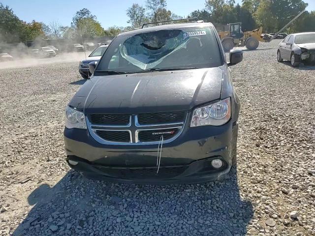 2019 Dodge Caravan - Image 12