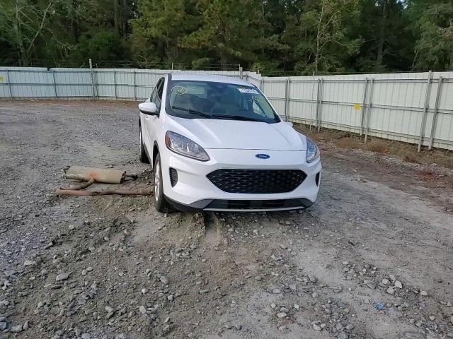 2020 Ford Escape - Image 11