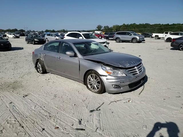 2011 Hyundai Genesis 3.8L VIN: KMHGC4DE2BU139637 Lot: 75613724