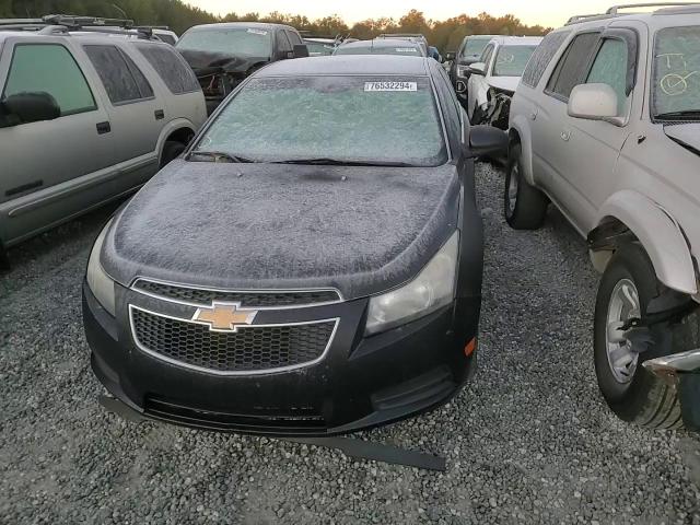 2014 Chevrolet Cruze - Image 11