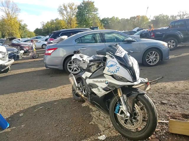 2024 BMW S 1000 Rr VIN: WB10E6308R6J48324 Lot: 74582984