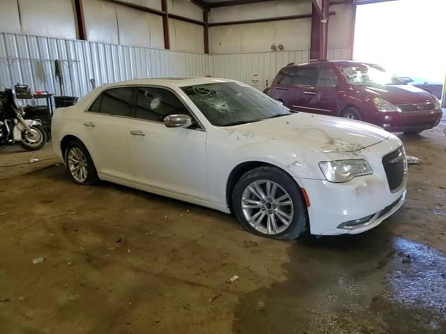 2C3CCAEG8HH662615 2017 Chrysler 300C