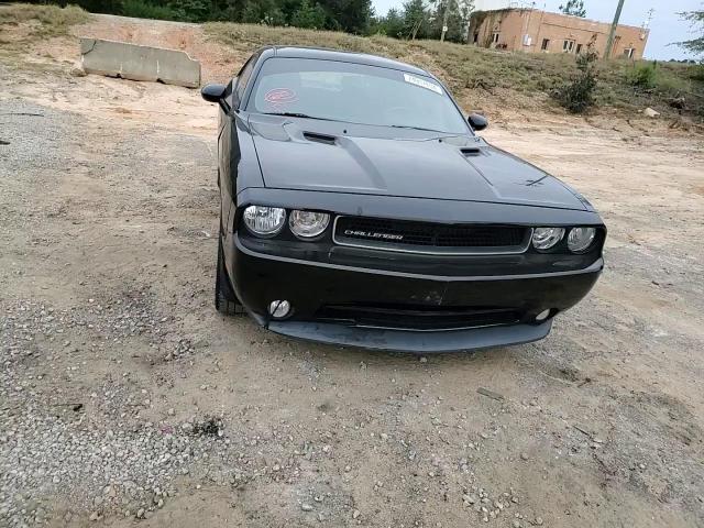 2014 Dodge Challenger - Image 10