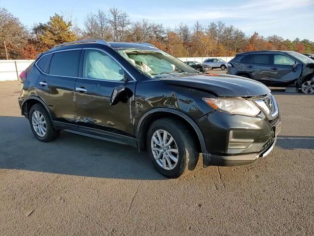 2018 Nissan Rogue - Image 12