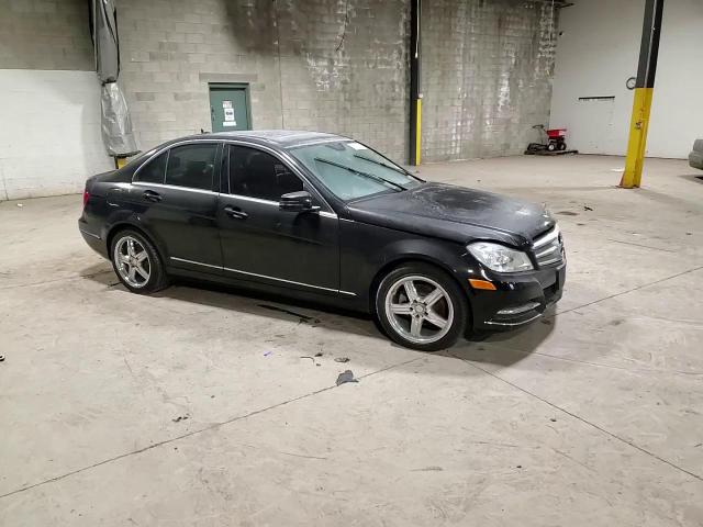 2012 Mercedes-Benz C 300 4Matic VIN: WDDGF8BB6CR227080 Lot: 76917884