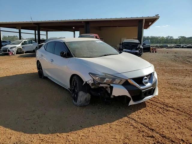 2016 Nissan Maxima - Image 11