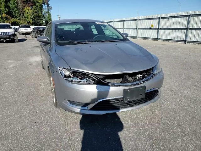 2015 Chrysler 200 - Image 11