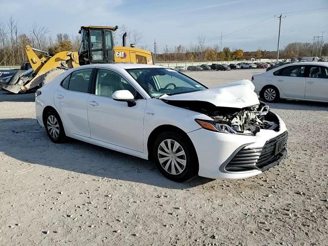2021 Toyota Camry - Image 13