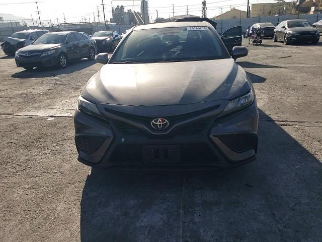 2021 Toyota Camry Se VIN: 4T1G11AKXMU558451 Lot: 74140214