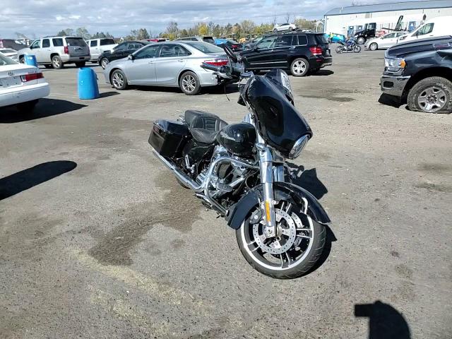 2019 Harley-Davidson Flhx VIN: 1HD1KBC10KB679143 Lot: 76057094