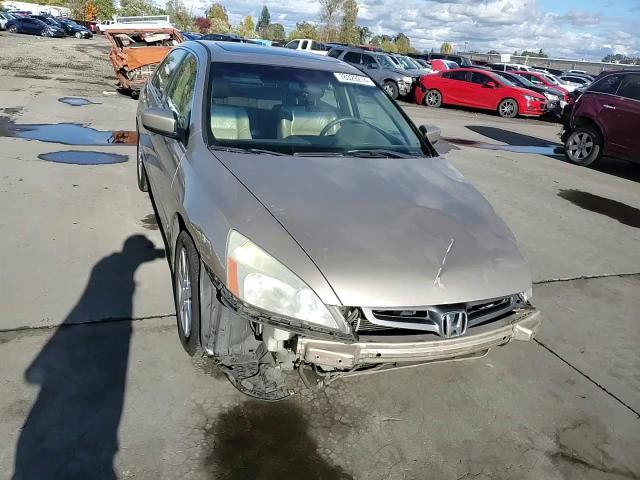 2004 Honda Accord - Image 11