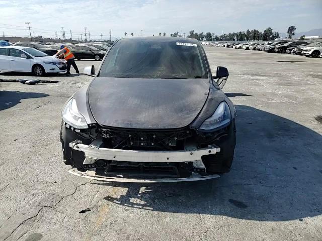 2022 Tesla Model Y VIN: 7SAYGDEE3NF365908 Lot: 74717724