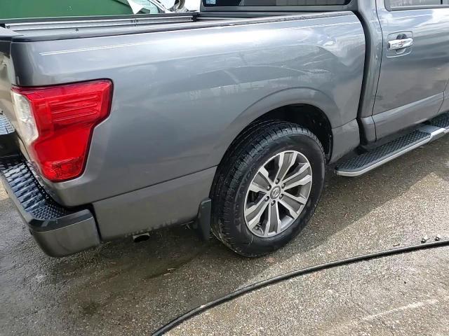 2019 Nissan Titan - Image 13