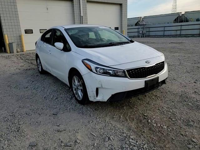 2017 Kia Forte Lx VIN: 3KPFL4A76HE117041 Lot: 77211124