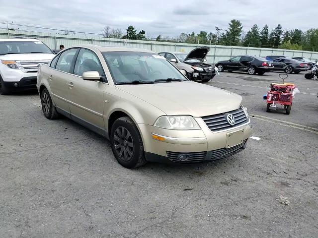 2001 Volkswagen Passat Gls VIN: WVWPD63B91P070897 Lot: 74171804