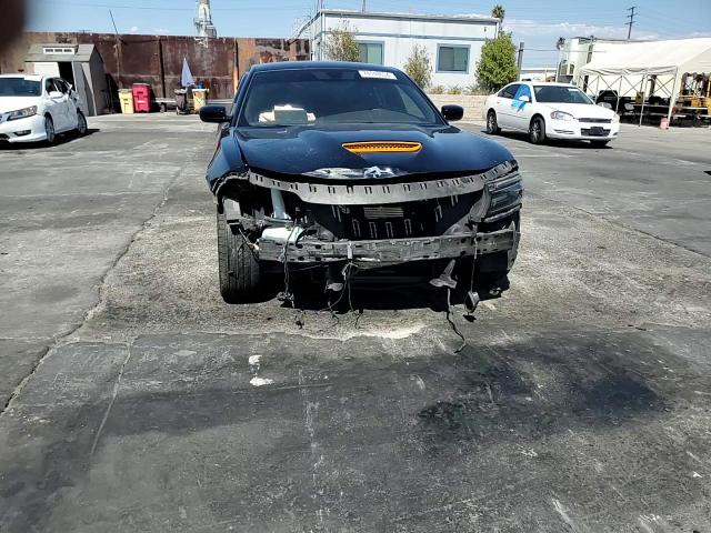 2C3CDXBGXJH255793 2018 Dodge Charger Sxt