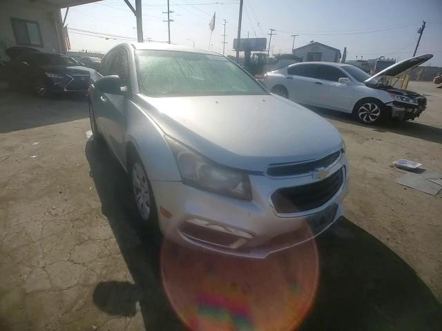 2015 Chevrolet Cruze - Image 11