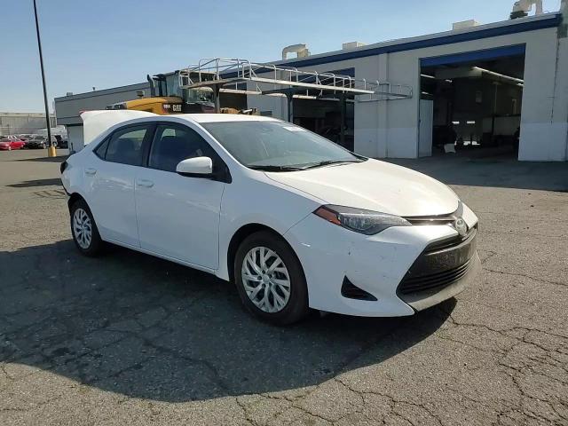 5YFBURHE8HP601126 2017 Toyota Corolla L