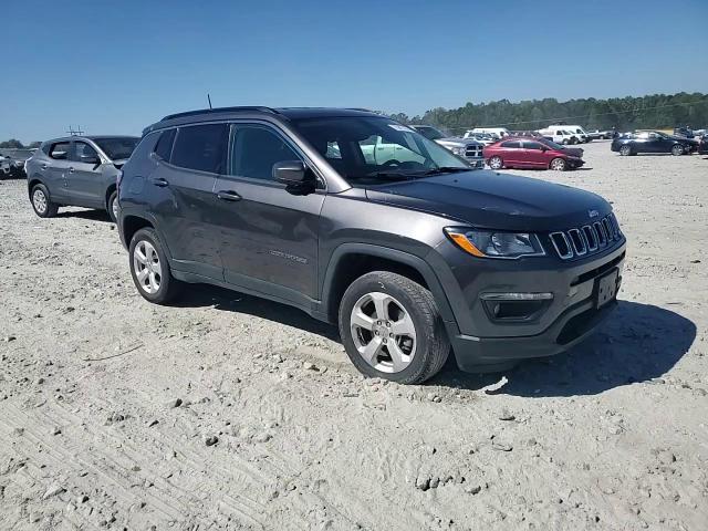 2018 Jeep Compass Latitude VIN: 3C4NJDBB8JT456096 Lot: 75417174