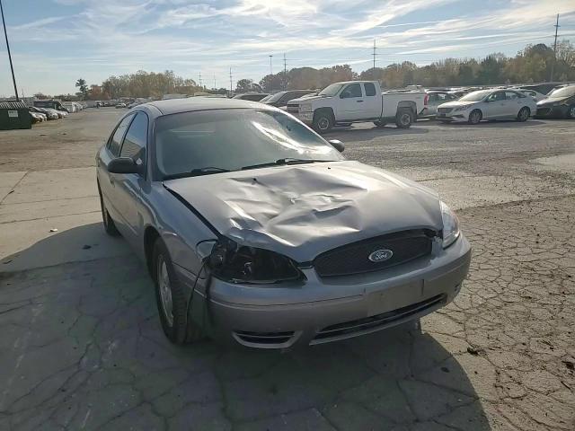 2006 Ford Taurus Se VIN: 1FAFP53U66A253592 Lot: 77091134