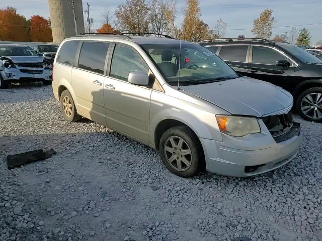 2010 Chrysler Town & Country Touring Plus VIN: 2A4RR8D19AR393478 Lot: 76870104