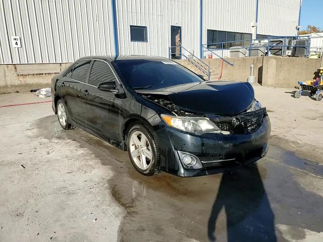 2012 Toyota Camry - Image 13