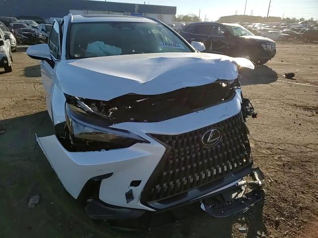 2T2GDCEZ0NC001511 2022 Lexus Nx 250