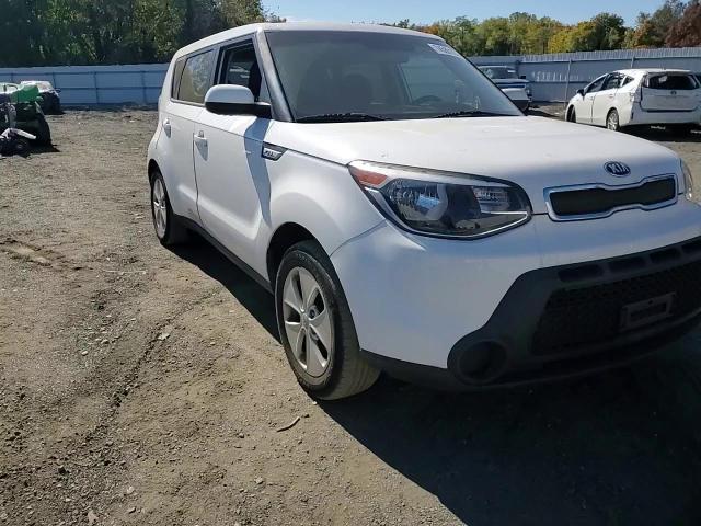 KNDJN2A25G7259926 2016 Kia Soul