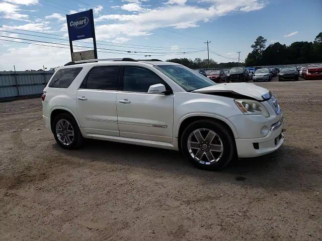 2011 GMC Acadia - Image 11