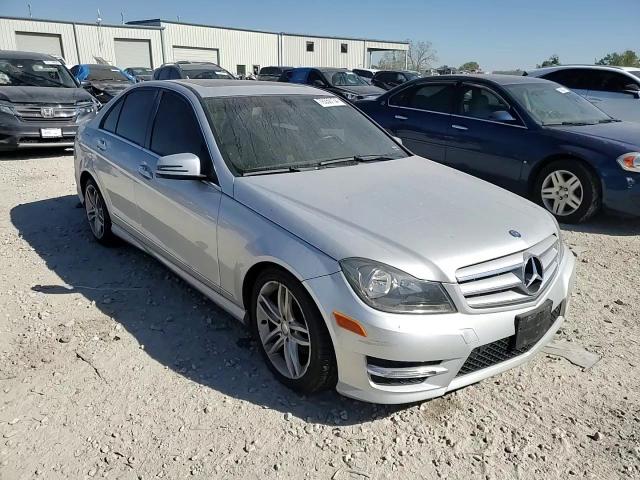 2012 Mercedes-Benz C 300 4Matic VIN: WDDGF8BB6CR213700 Lot: 76350134