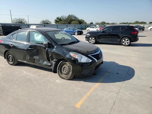 2015 Nissan Versa - Image 11