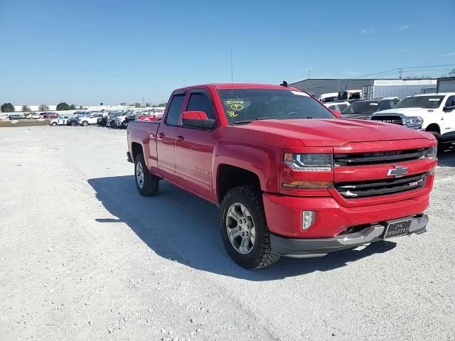 2016 Chevrolet Silverado - Image 11