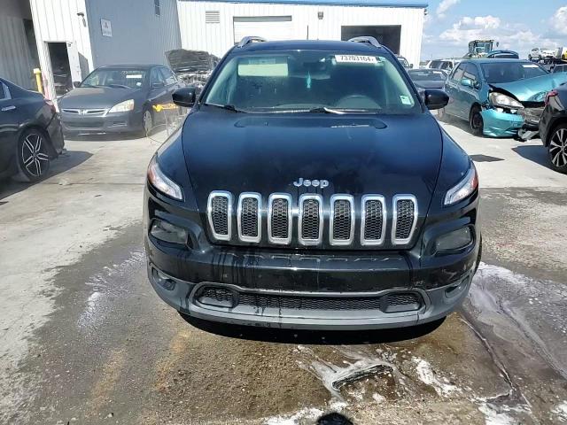 1C4PJLCB2HW642805 2017 Jeep Cherokee Latitude