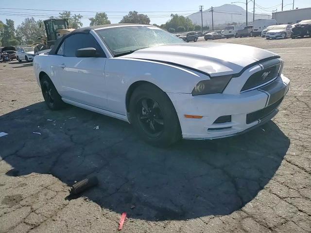 2014 Ford Mustang - Image 10